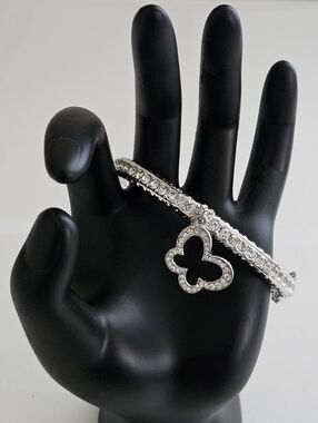 Brand New Rhinestone Oval Shaded Bracelet